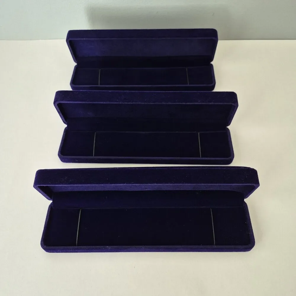 Dark Blue Velour Set of 3 Lined Clamshell Bracelet or Necklace Display Cases